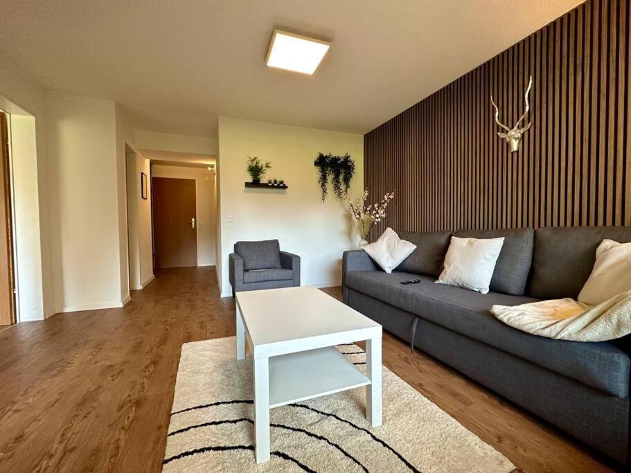 Alpine Retreat 4 Person Apartment Near Zermatt With Parking! Täsch Extérieur photo